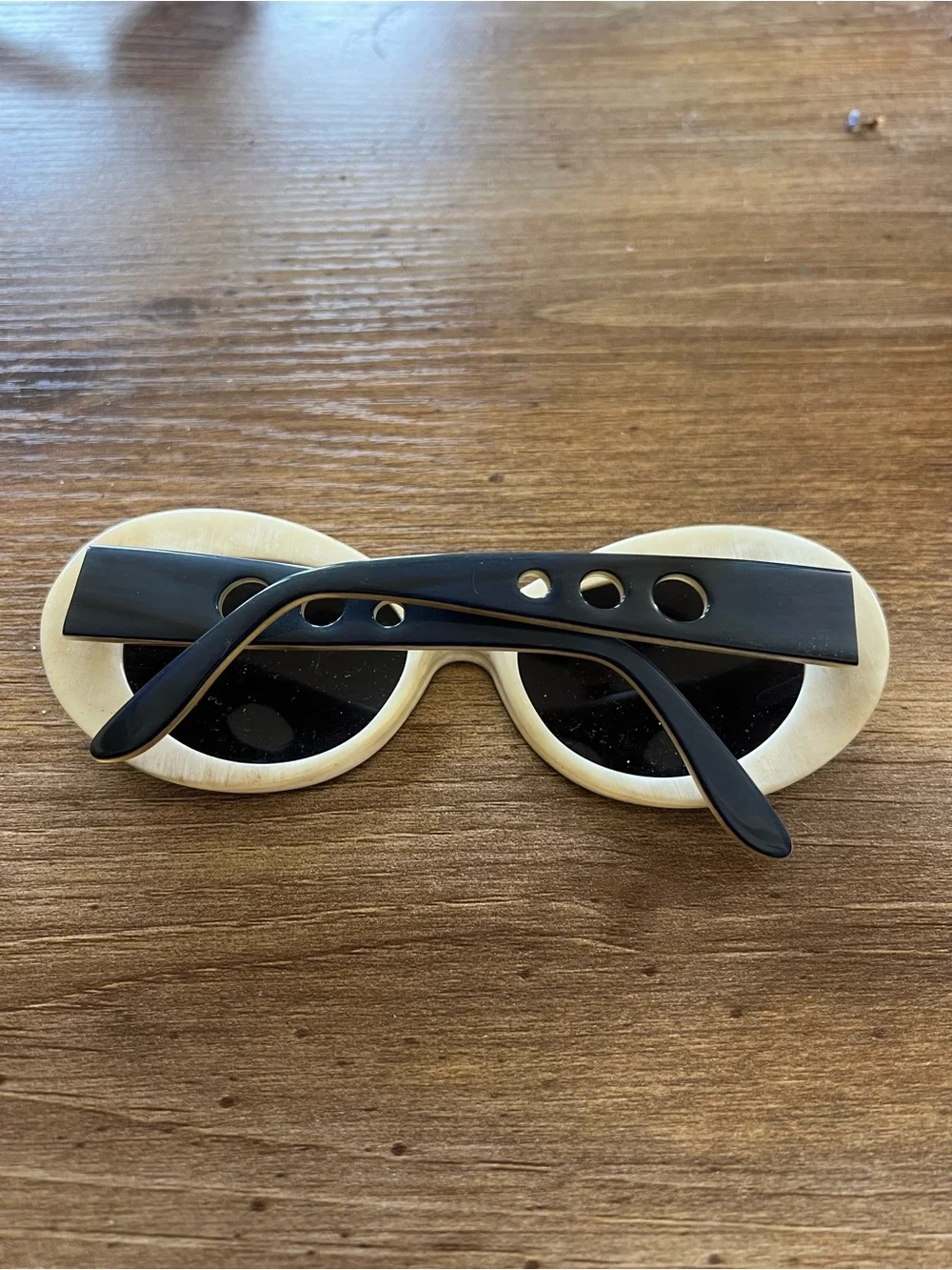 Vintage Morgenthal Fredrics Navy Blue and Cream Horn Oval Women's Sunglasses